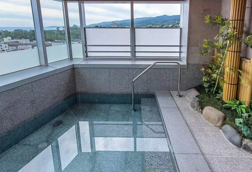 Hotelli Tenseien Odawara Station Annex