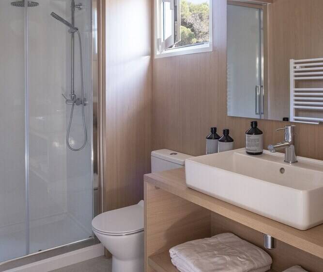 בית מלון כפרי Wecamp Pirineos