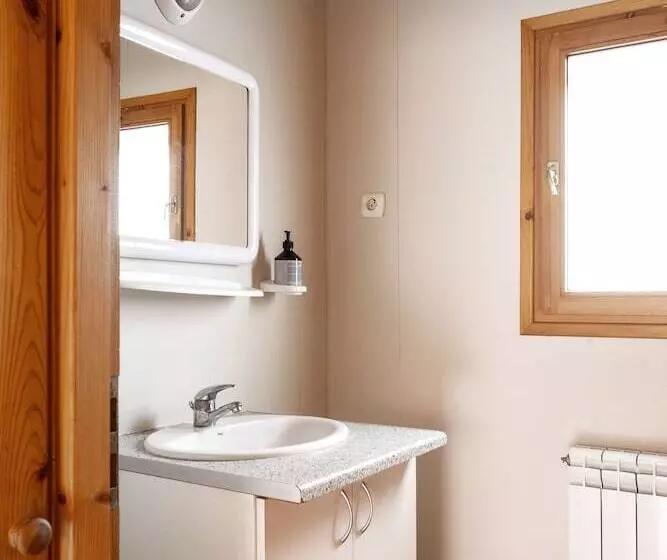 ホテル Wecamp Pirineos