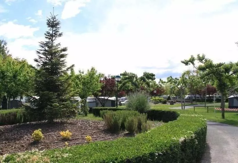 ホテル Wecamp Pirineos