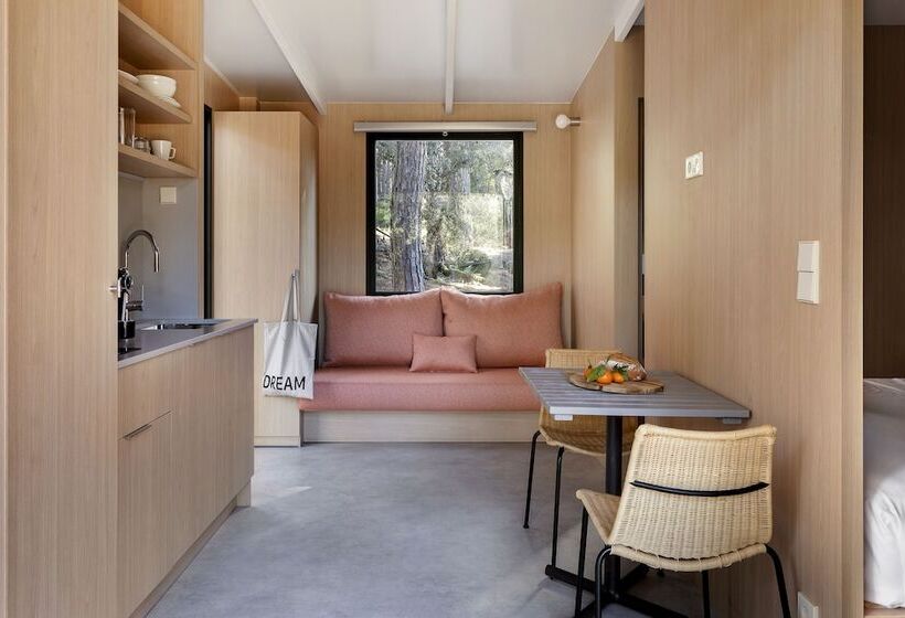 בית מלון כפרי Wecamp Pirineos