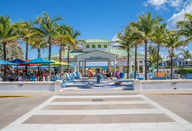 Kasa Mariposa Fort Lauderdale