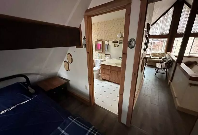 Markleeville Cabin