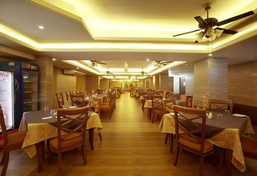 Neeshorgo Hotel And Resort Ltd