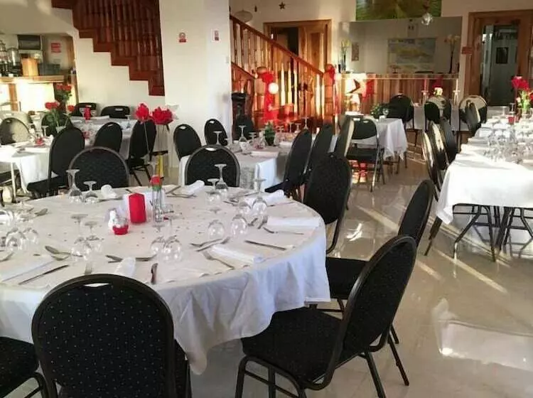 پانسیون Allenview Guesthouse
