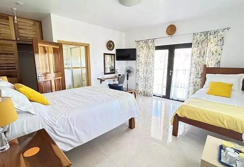 پانسیون Allenview Guesthouse