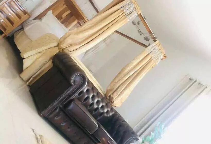 پانسیون Allenview Guesthouse