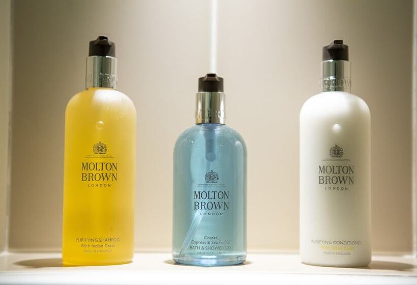 Pensiune Broad Bay House