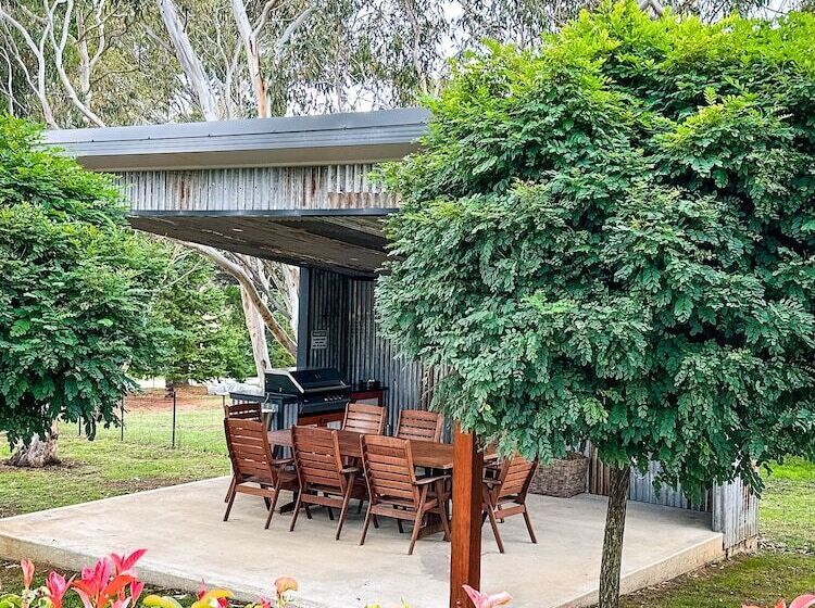 膳宿费 Hamilton House Snowy Mountains