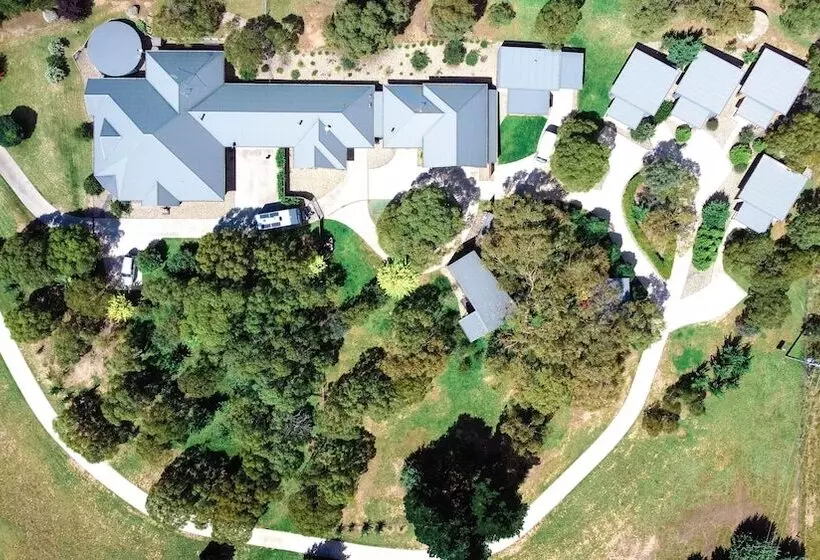 ペンション Hamilton House   Snowy Mountains