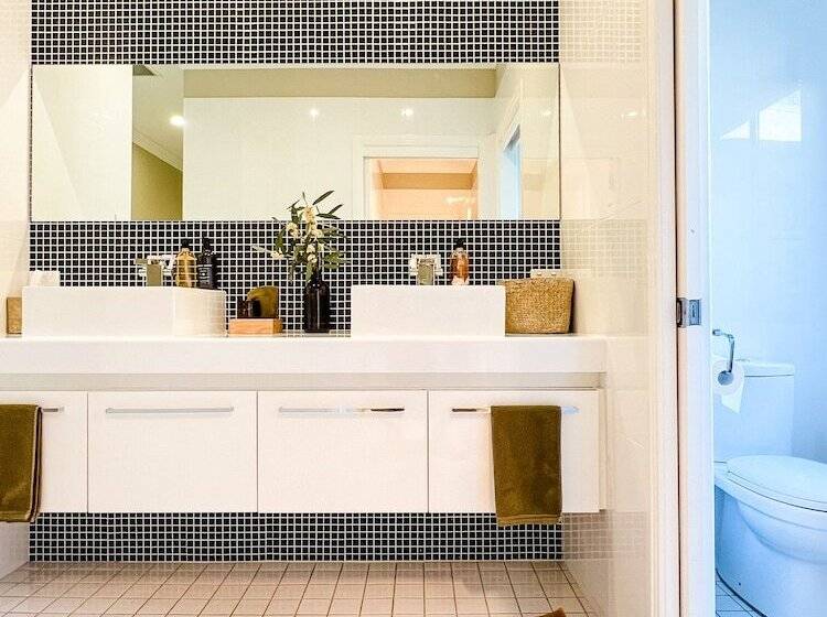 膳宿费 Hamilton House Snowy Mountains