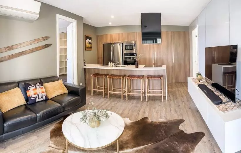 ペンション Hamilton House   Snowy Mountains