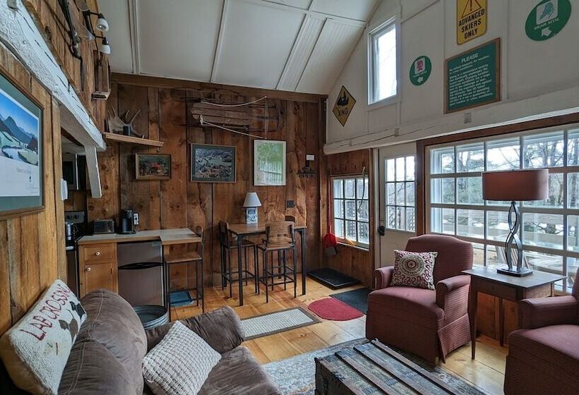 Pond View Cabin Rustic Two Bedroom Loft, A Short Drive To Chittenden Reservoir, Killington & Rutland