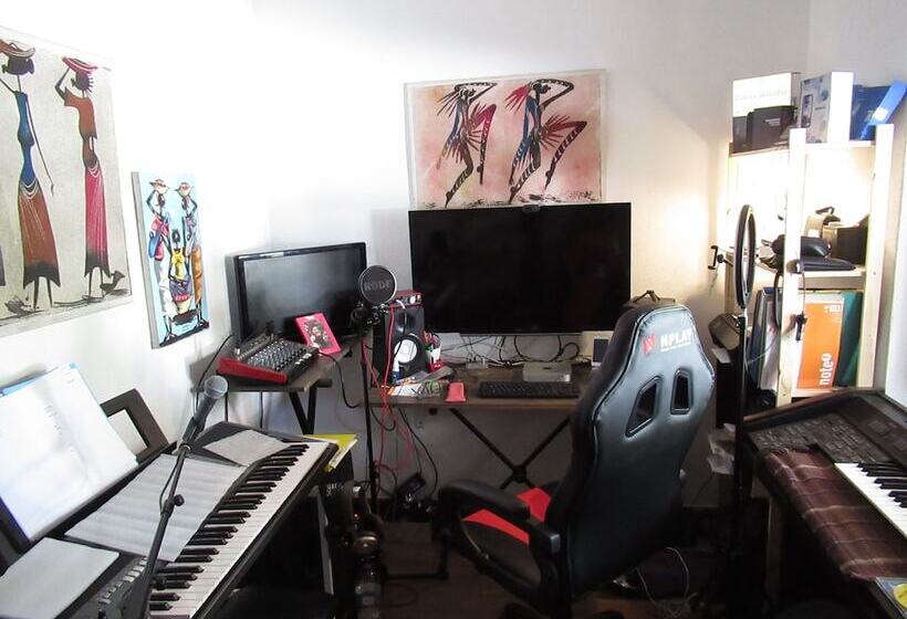 إقامة Lovely 2 Bed House In Valhascos