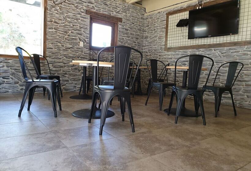 리조트 Lake Ruataniwha Holiday Park