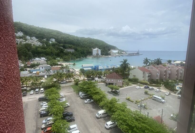 Turtle Beach Towers Vacation