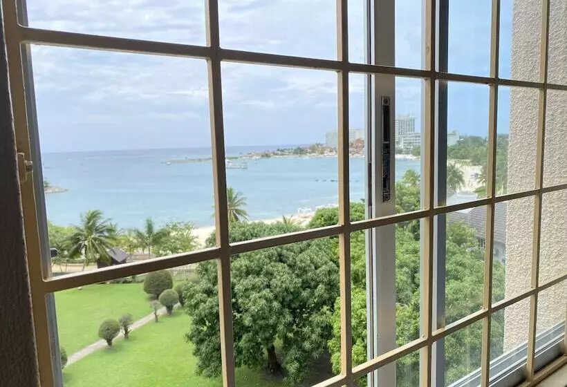 Turtle Beach Towers Vacation
