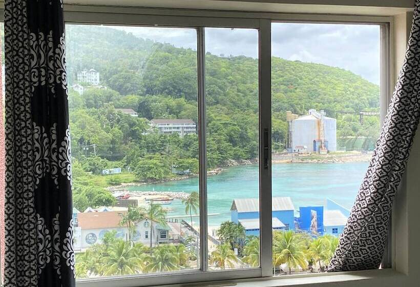 Turtle Beach Towers Vacation