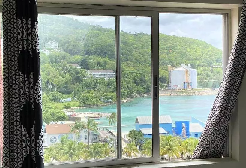 Turtle Beach Towers Vacation
