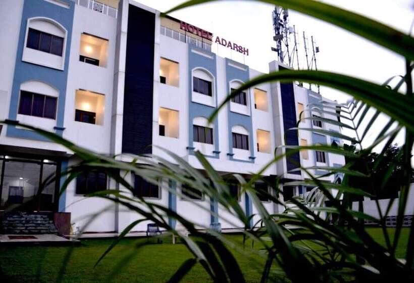 Hotelli Adarsh