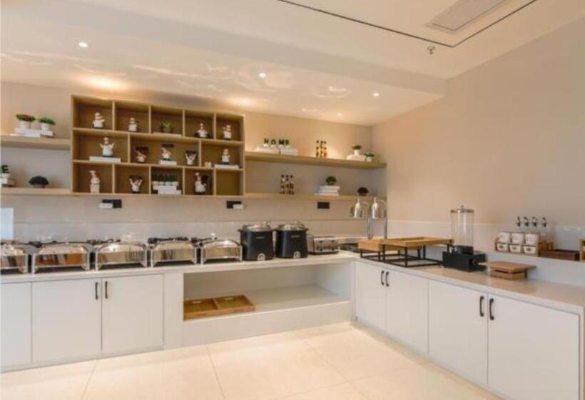 בית מלון כפרי City Comfort Inn Shiyan Highspeed Railway Wanda Plaza