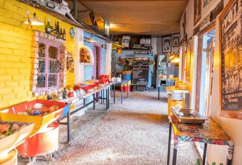 هتل Etosha Safari Camp, Etosha National Park, Namibia