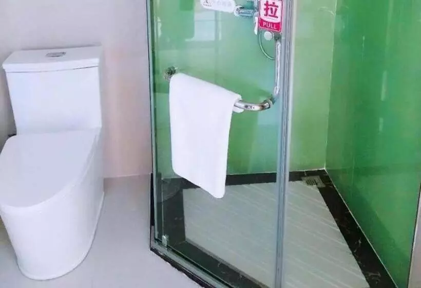 Hotelli Greentree Inn Linxia Niujinhe Avenue Express