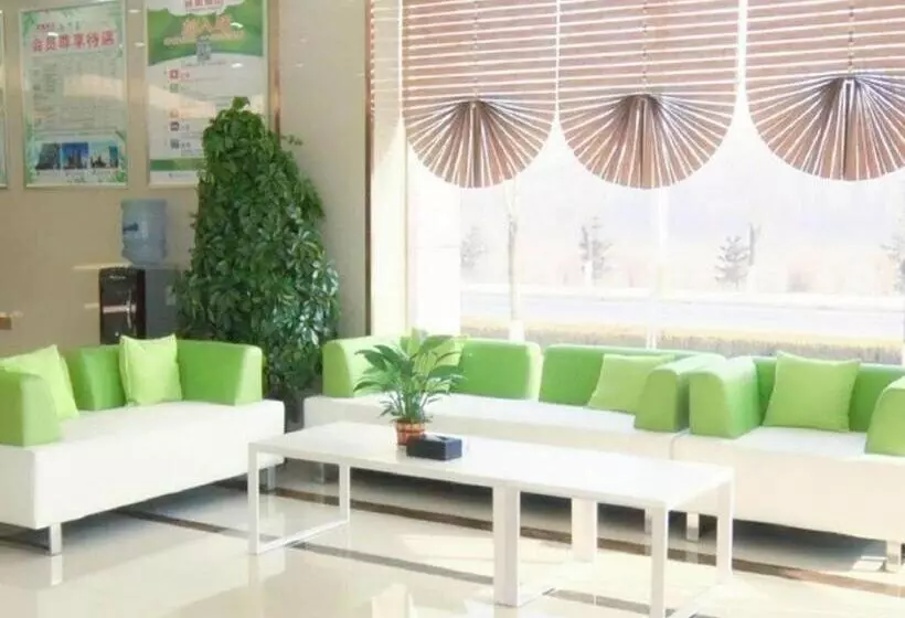 Hotelli Greentree Inn Linxia Niujinhe Avenue Express