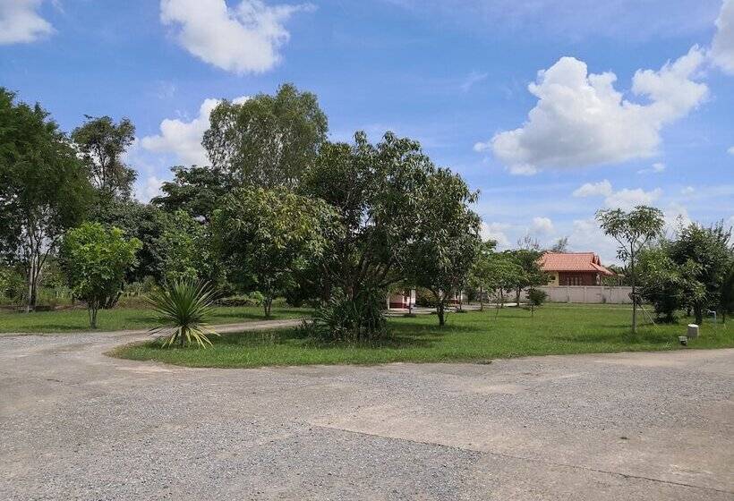 Отель Honeymoon Resort