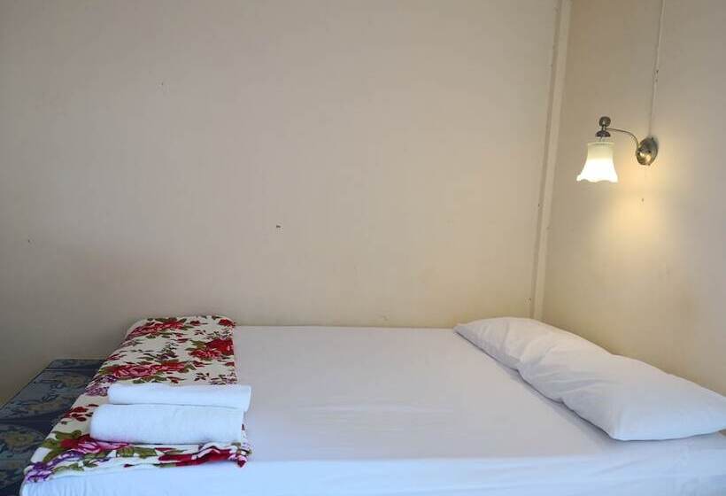 Отель Honeymoon Resort