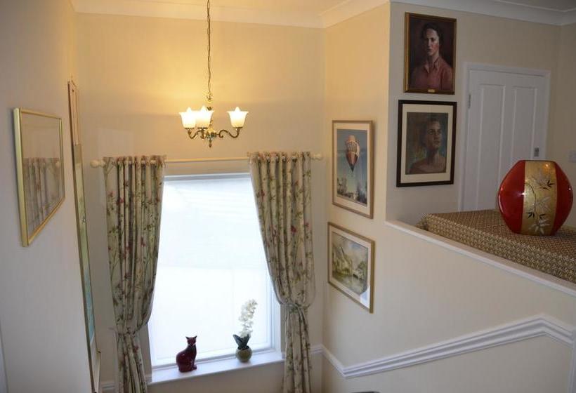 住宿加早餐 Abbots Lee