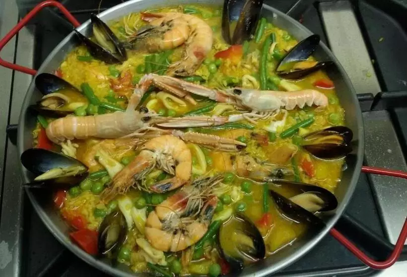 هتل Agriturismo La Marletta