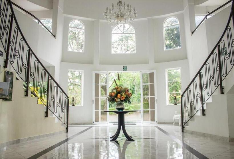 هتل Campestre Santa Catalina