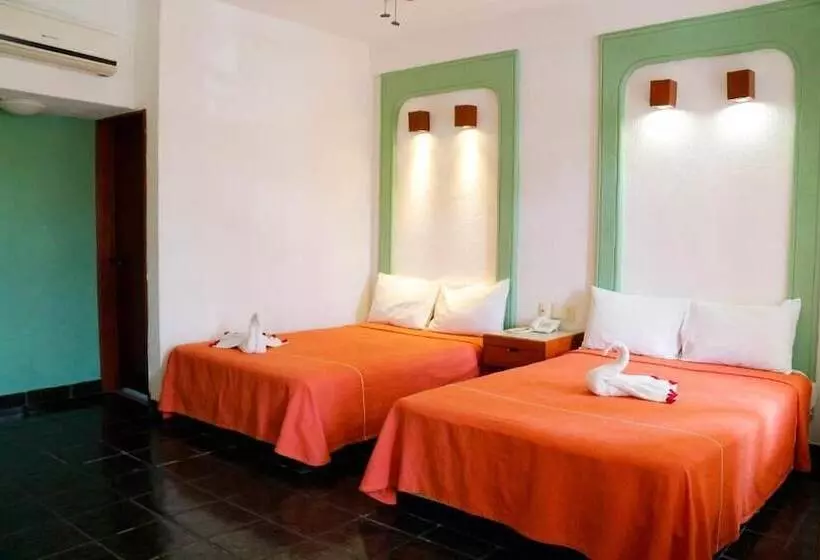 ホテル Careyes Puerto Escondido