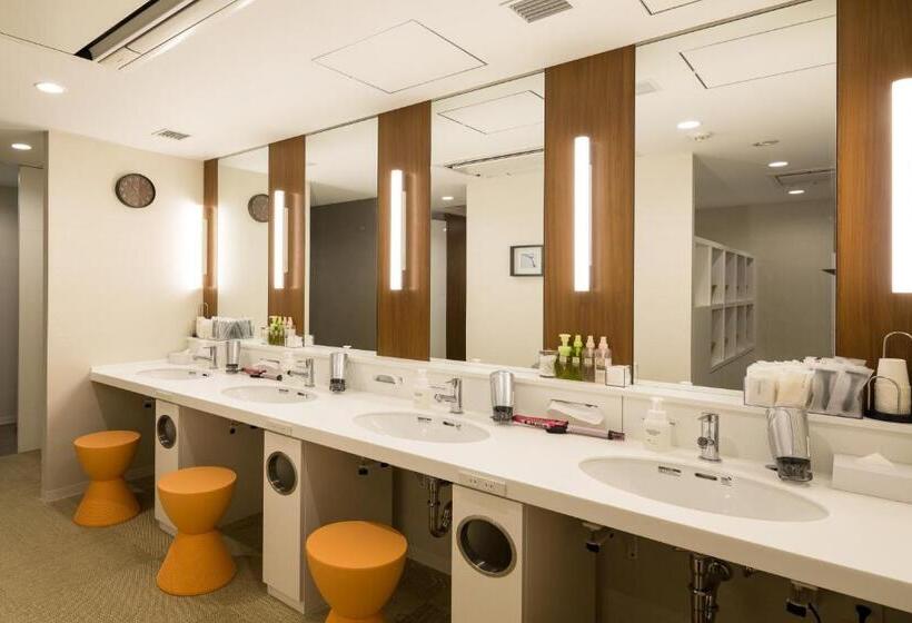 מלון כמוסות First Cabin Akasaka