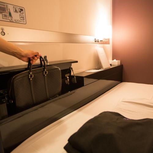 מלון כמוסות First Cabin Akasaka