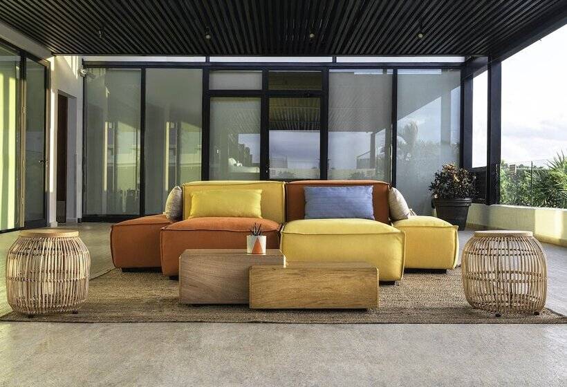 Отель Fiesta Inn Playa Del Carmen