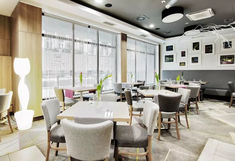 Hotelli Golden Tulip Krakow Kazimierz