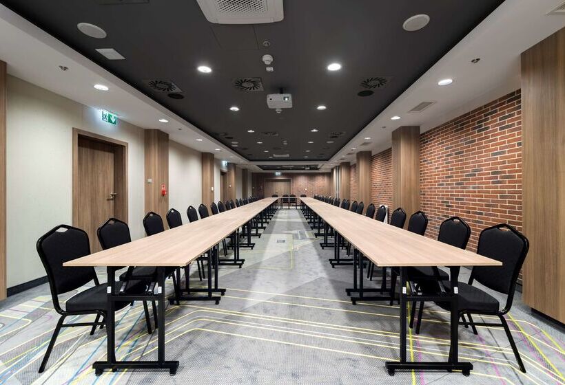 酒店 Golden Tulip Krakow Kazimierz