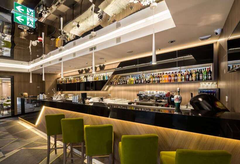 酒店 Golden Tulip Krakow Kazimierz