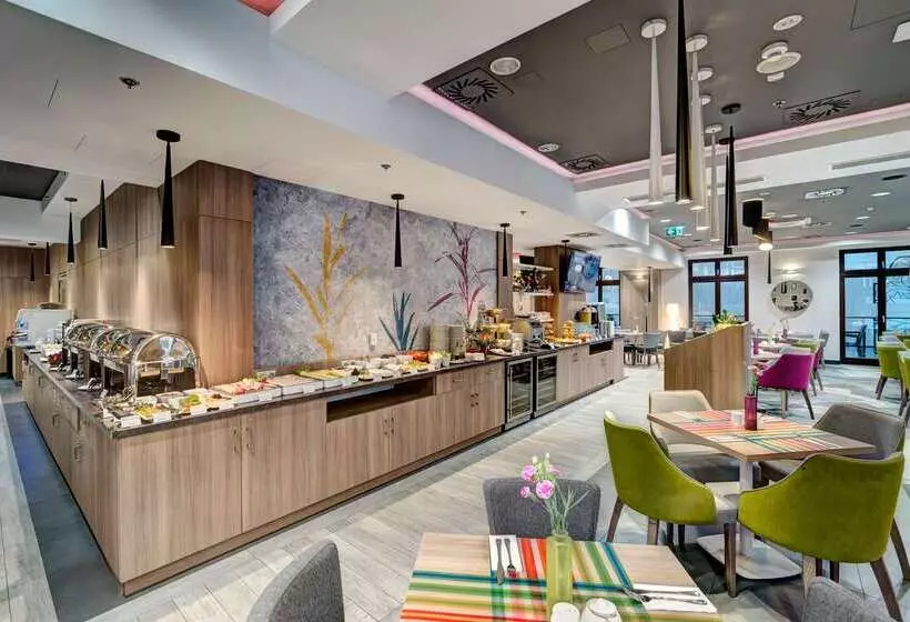 Hotelli Golden Tulip Krakow Kazimierz