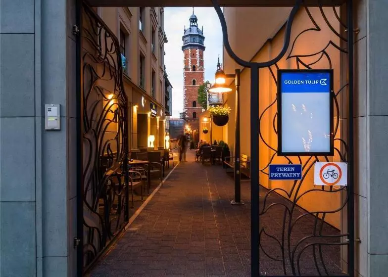 Hotelli Golden Tulip Krakow Kazimierz