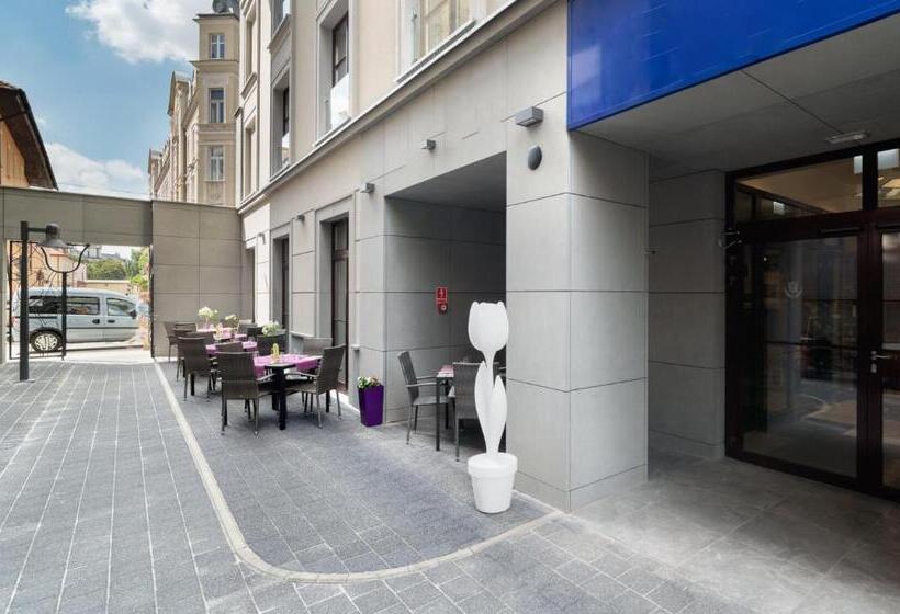 酒店 Golden Tulip Krakow Kazimierz