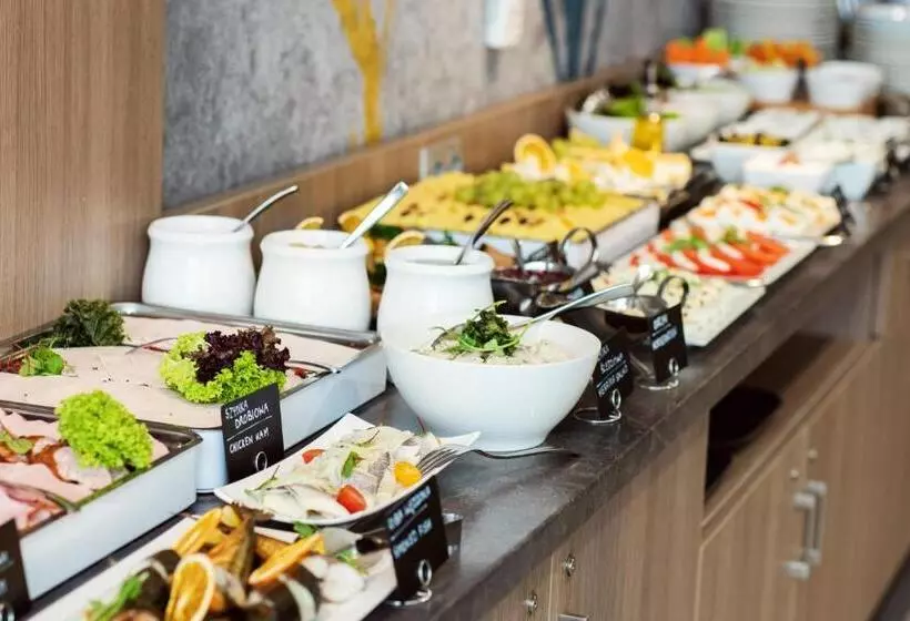 Hotelli Golden Tulip Krakow Kazimierz