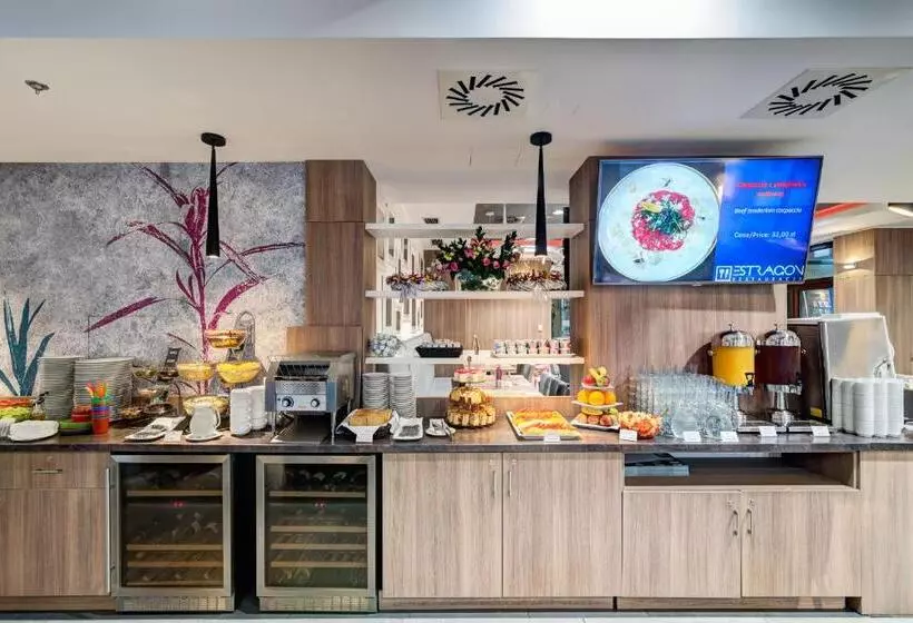 Hotelli Golden Tulip Krakow Kazimierz