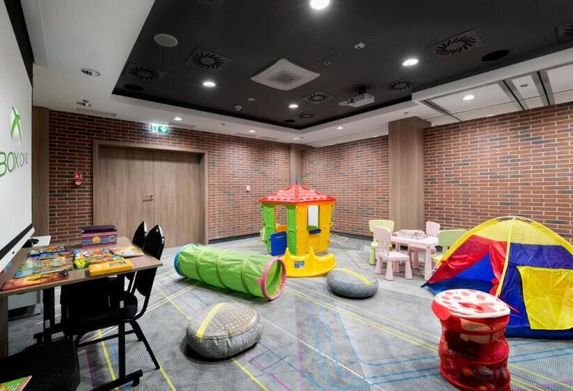 酒店 Golden Tulip Krakow Kazimierz