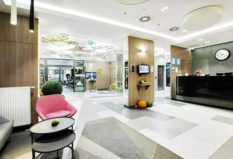 Hotelli Golden Tulip Krakow Kazimierz