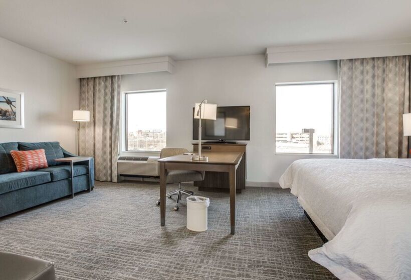 هتل Hampton Inn & Suites North Dallas Central Expy