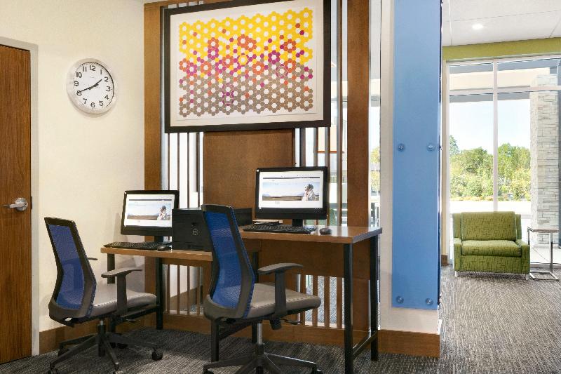 فندق Holiday Inn Express & Suites Salisbury, An Ihg