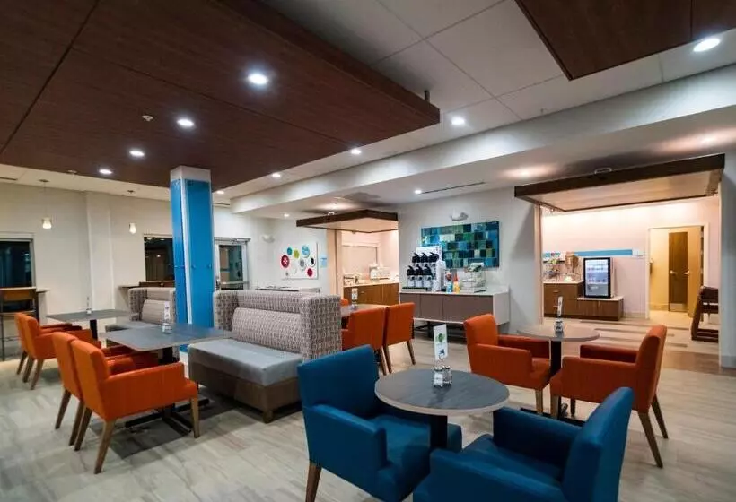 ホテル Holiday Inn Express & Suites   Southaven Central   Memphis, An Ihg